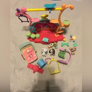 Lot of littlest Pet shop toys